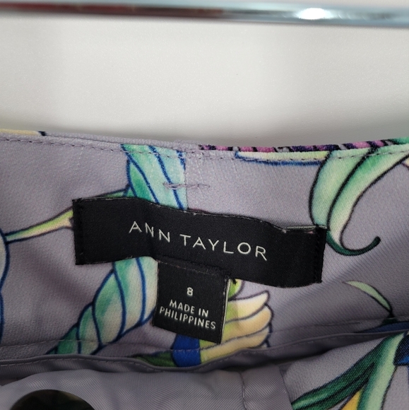 Ann Taylor Shorts Womens 8 Tropical Floral Pleated Flowy Pockets Dressy Drapey - Picture 2 of 4